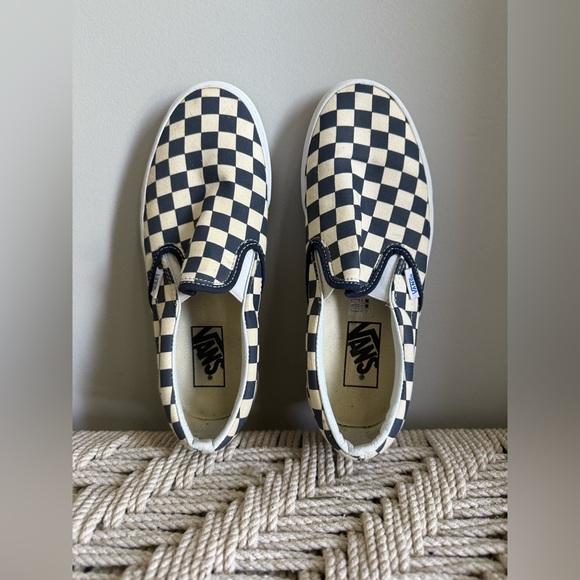 Vans Slip On Sneakers in Navy/Cream Checkered Print Sz 7.5 - Picture 2 of 5